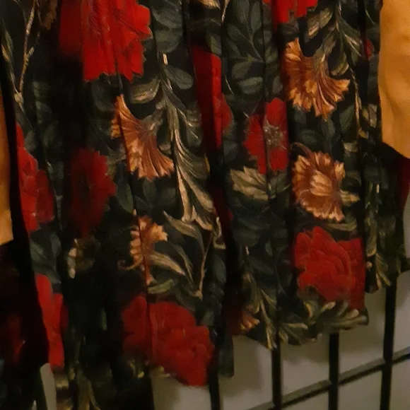 Vintage 80's 2 Piece Floral Skirt and Goldenrod with Trim Blazer Suit Set - 10 - Picture 9 of 11